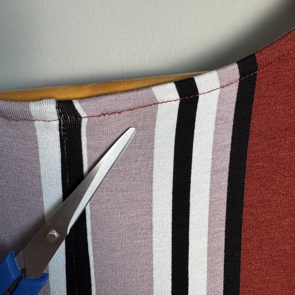 NEW Torrid 4 Women's Sleeveless Striped Twist Front Dress Bodycon Size 26 - Picture 8 of 14